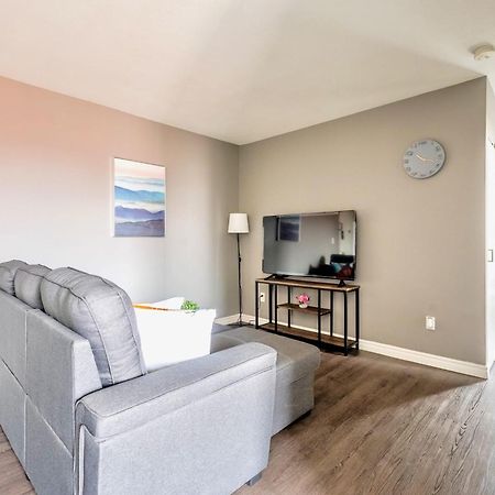 Newly Renovated 2Br Unit In Glenview West Apartment Hamilton Exterior photo
