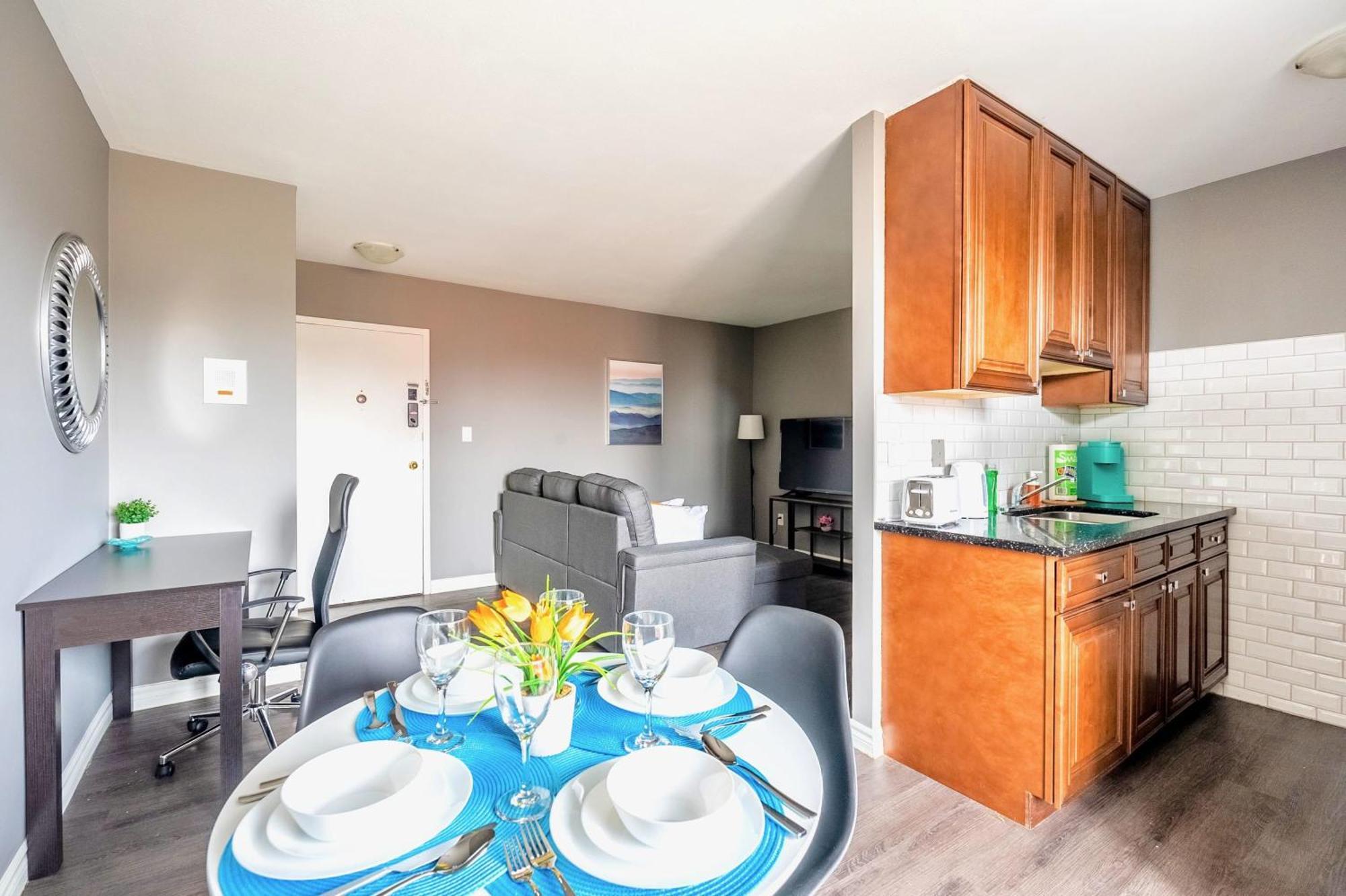 Newly Renovated 2Br Unit In Glenview West Apartment Hamilton Exterior photo